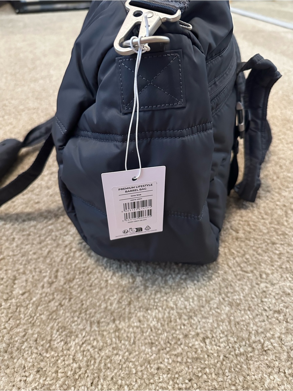 Gymshark Black Quilted Duffel Bag with Top Handles - Picture 6 of 6
